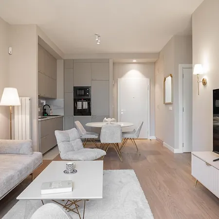 Apartment Eterna Lux With Garden *
